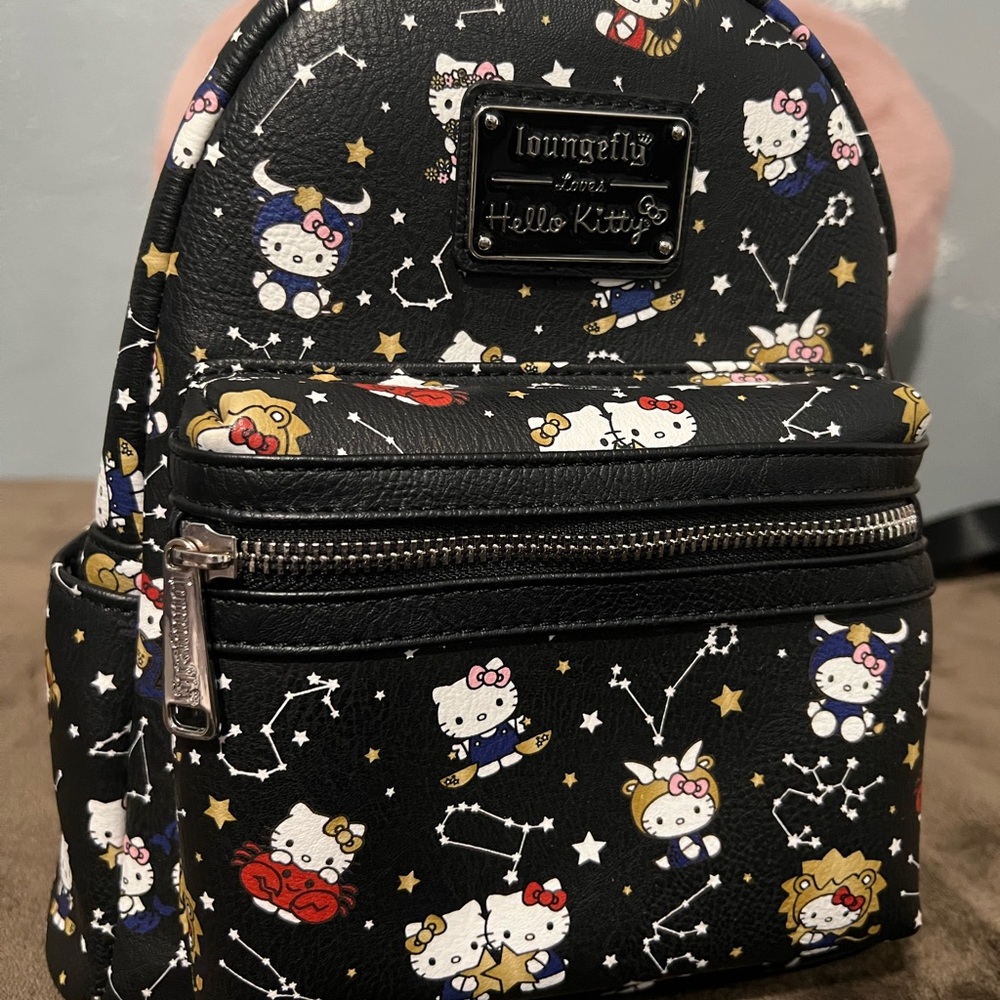 Hello kitty zodiac Loungefly